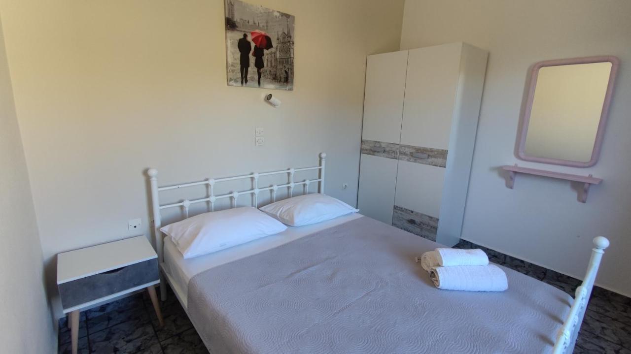 Apartament Tramonto Nel Delfini Kini Zewnętrze zdjęcie