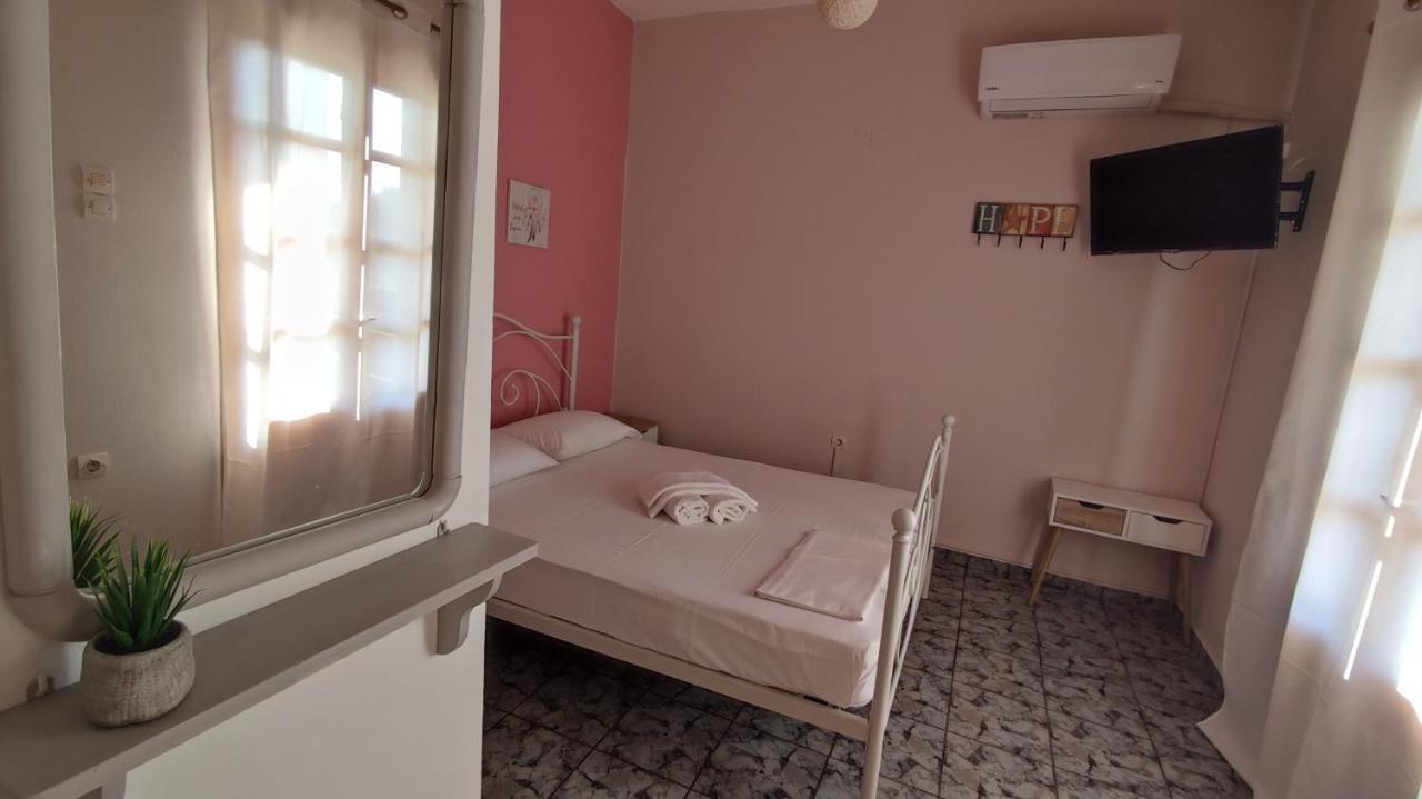 Apartament Tramonto Nel Delfini Kini Zewnętrze zdjęcie