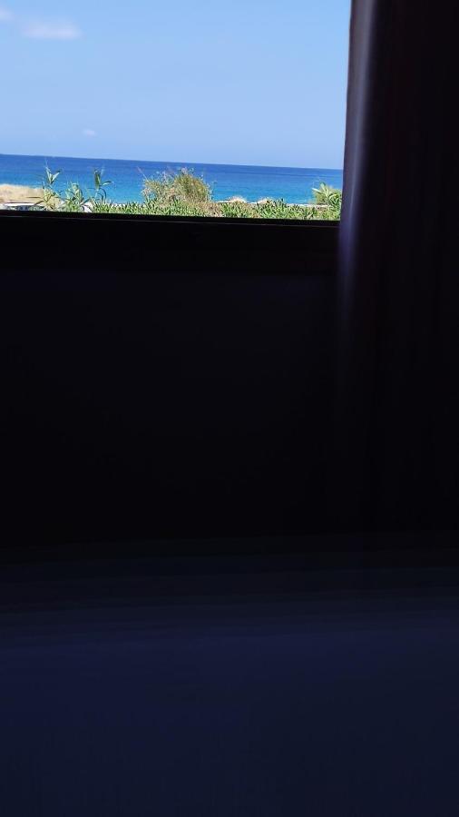 Apartament Tramonto Nel Delfini Kini Zewnętrze zdjęcie