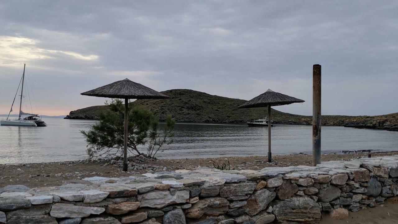 Apartament Tramonto Nel Delfini Kini Zewnętrze zdjęcie