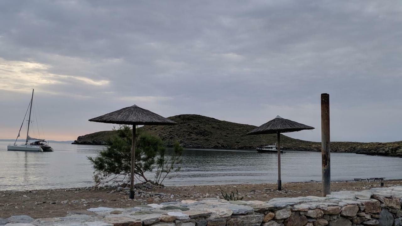 Apartament Tramonto Nel Delfini Kini Zewnętrze zdjęcie