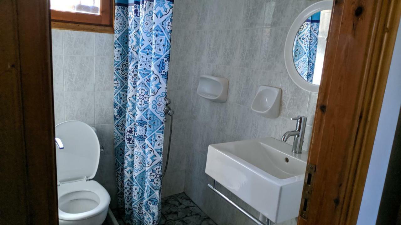 Apartament Tramonto Nel Delfini Kini Zewnętrze zdjęcie